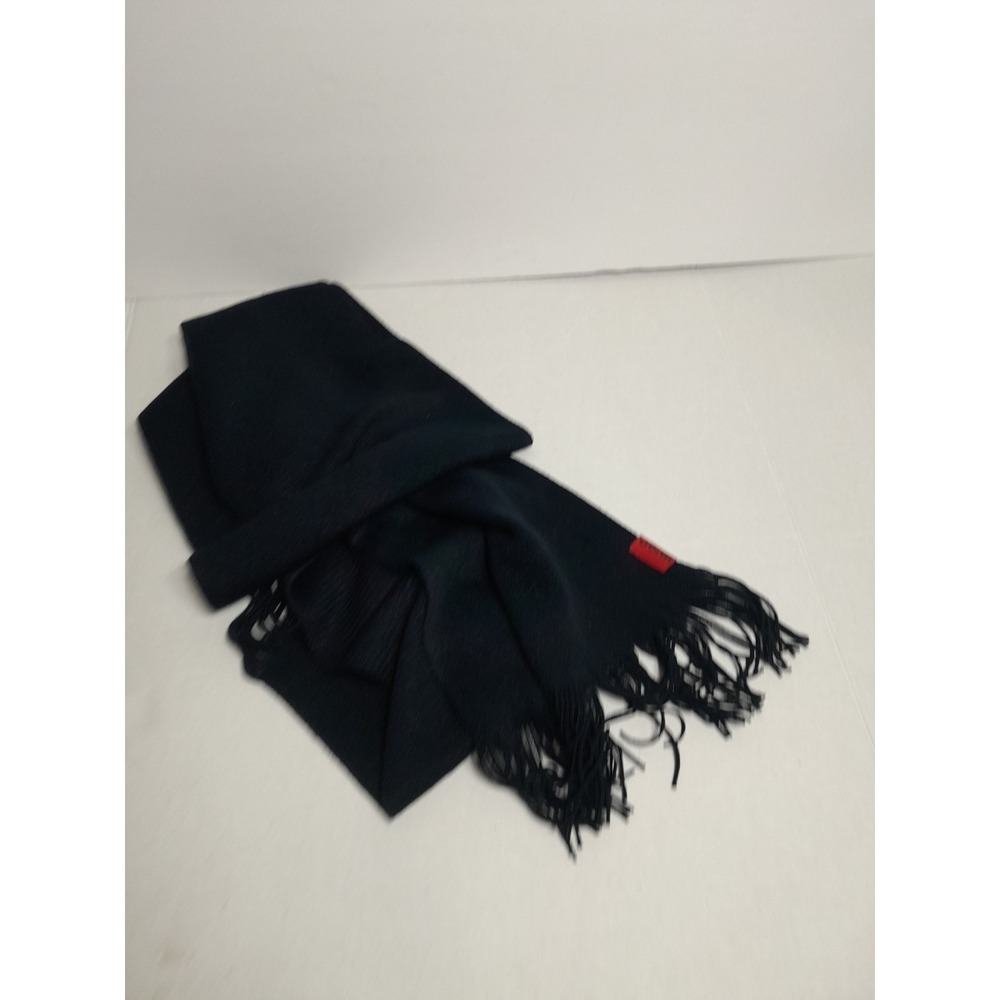 Hugo Boss Men's Fringed Scarf Red Tag Logo